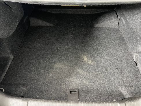 Used 2010 Buick LaCrosse CXS image 23