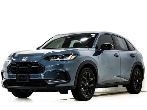 Used 2025 Honda HR-V Sport image 3