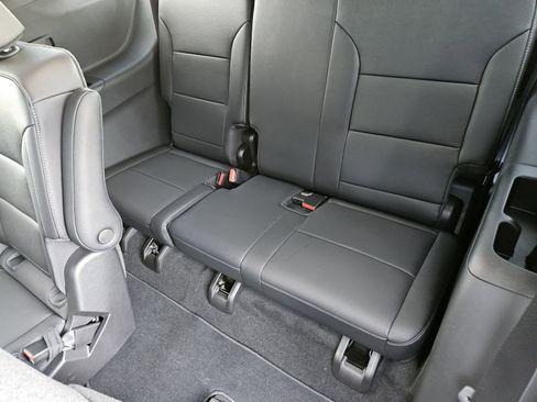 New 2026 Chevrolet Traverse LT FWD image 27