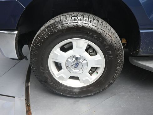 Used 2014 Ford F150 XLT w/ XLT Convenience Package image 26