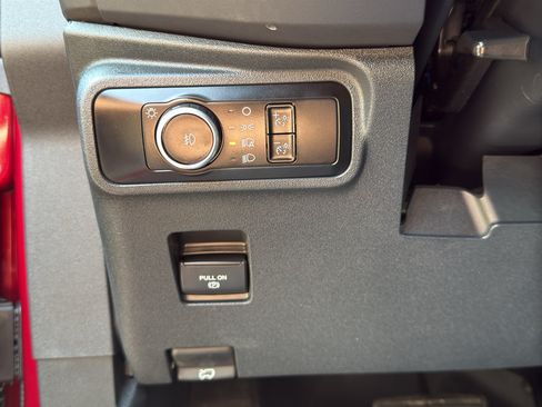 Used 2025 Ford Bronco Badlands AWD/4WD image 21