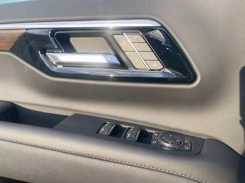 New 2026 Chevrolet Tahoe High Country w/ Sun And Tow Package image 27