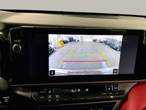Used 2025 Toyota Camry XSE AWD/4WD image 27