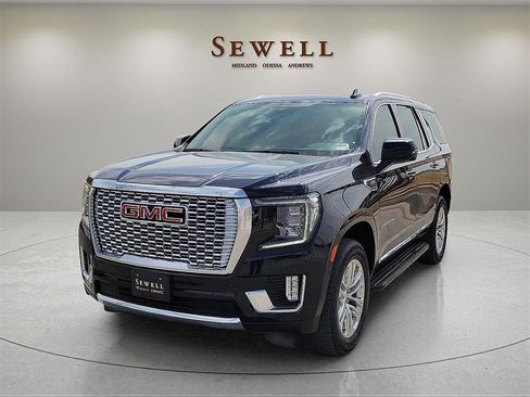 Used 2021 GMC Yukon SLT w/ SLT Premium Package image 1
