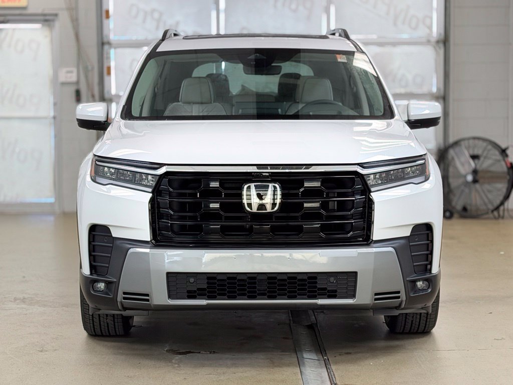 New 2026 Honda Pilot Elite image 2