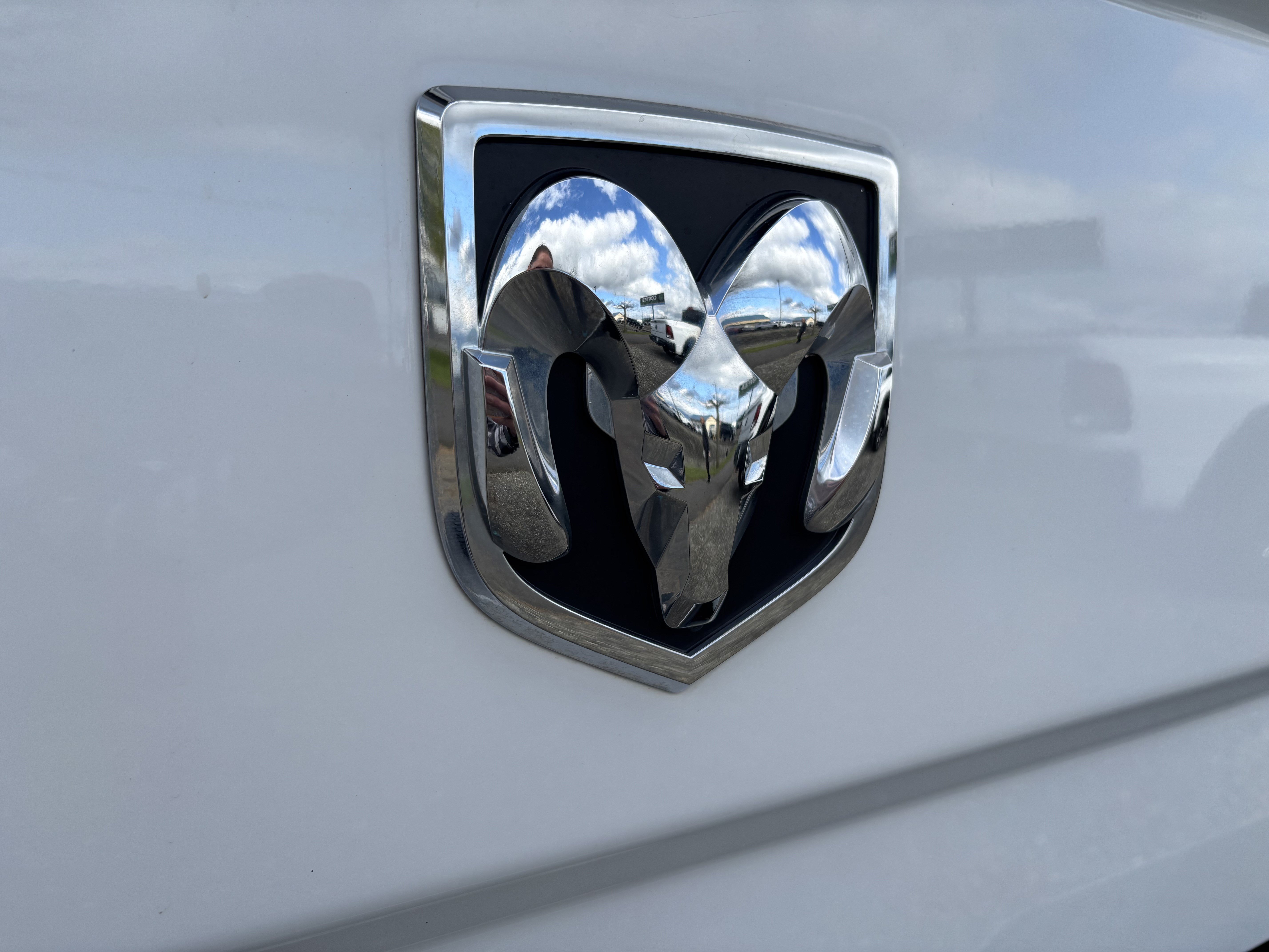 Used 2015 RAM 1500 Sport w/ Remote Start & Security Group AWD/4WD image 12