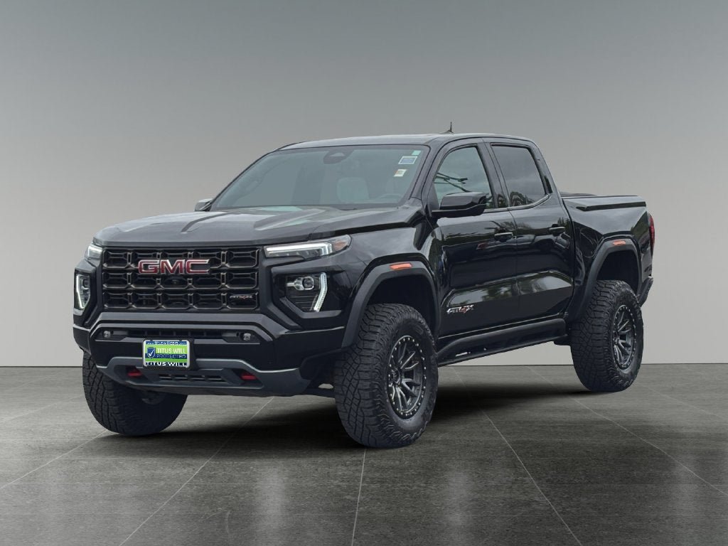 Used 2024 GMC Canyon AT4X AWD/4WD image 4
