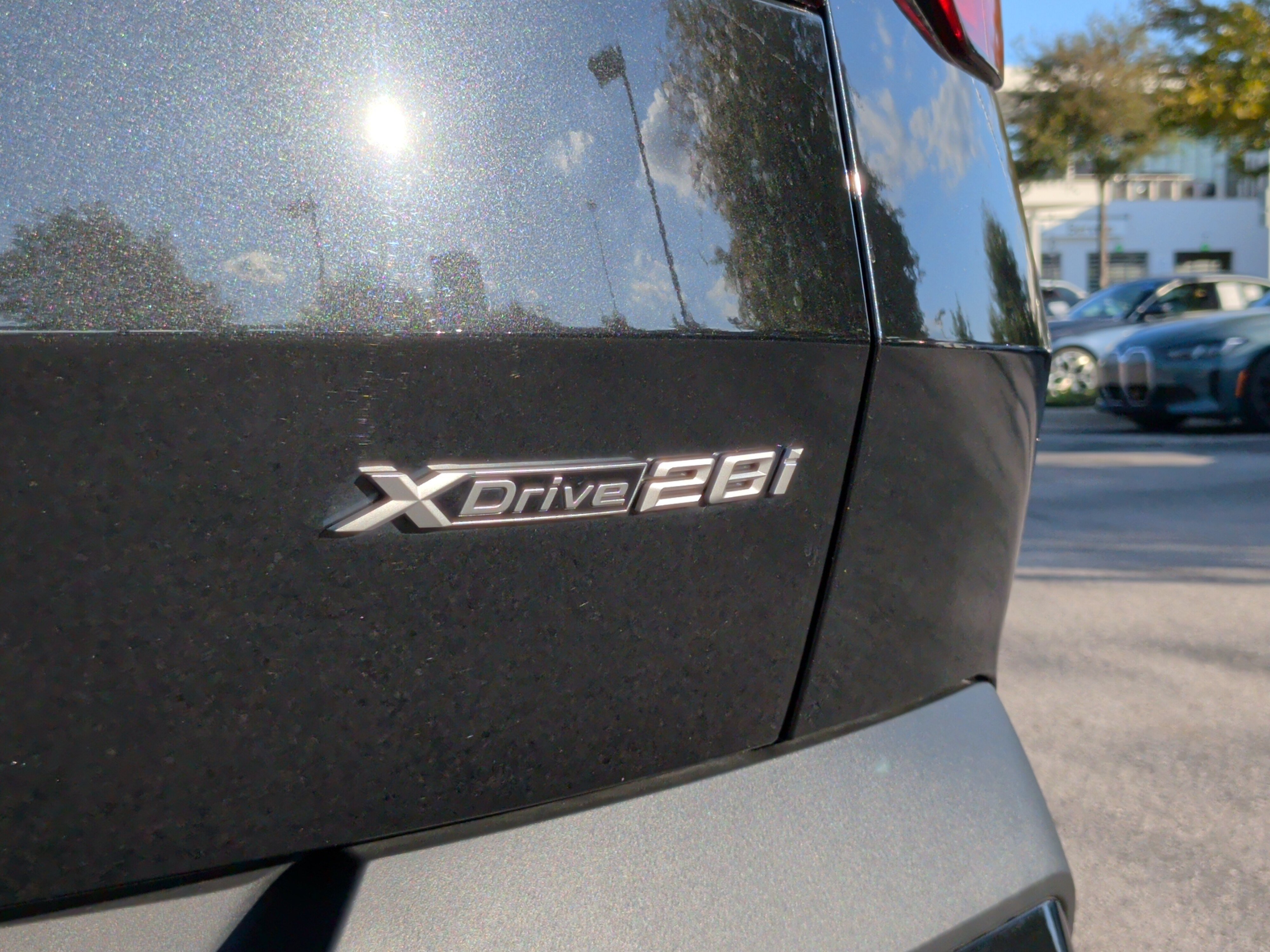 Used 2026 BMW X2 xDrive28i AWD/4WD image 11