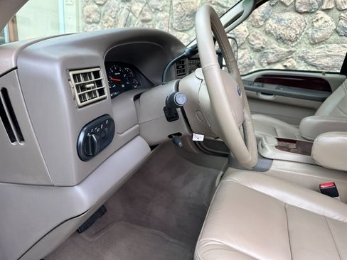 Used 2003 Ford Excursion Limited image 16