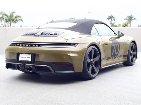 Certified 2026 Porsche 911 GTS RWD image 10