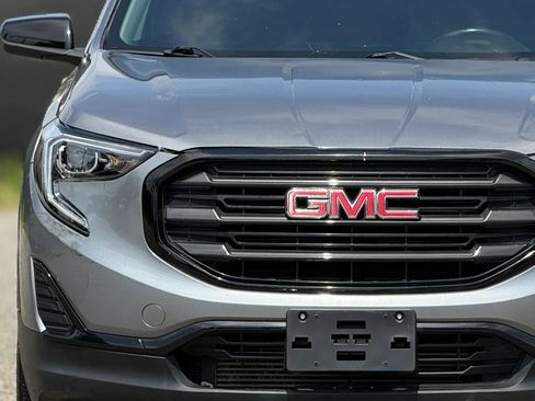 Used 2021 GMC Terrain SLE w/ Driver Convenience Package FWD image 11