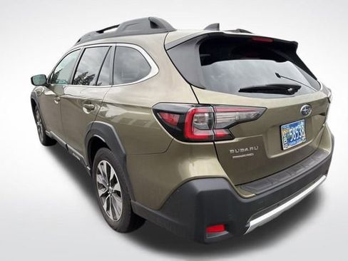 Used 2024 Subaru Outback Limited image 11