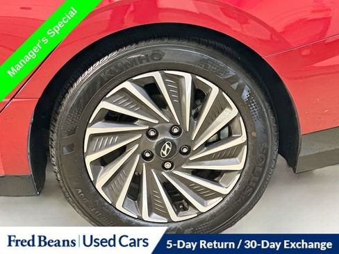 Certified 2025 Hyundai Sonata Limited image 8