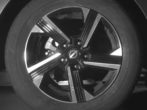 Used 2025 Nissan Sentra SV FWD image 15