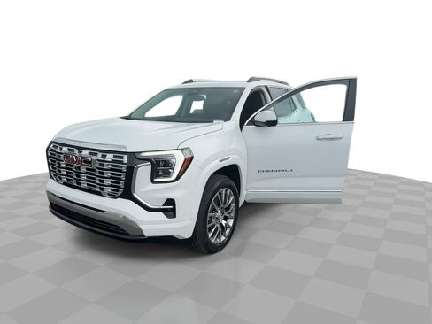 Used 2026 GMC Terrain Denali AWD/4WD image 4