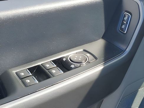 Used 2025 Ford F250 XLT image 36