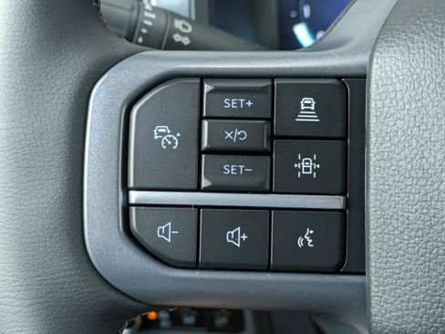 Used 2026 Ford F150 Lariat AWD/4WD image 28