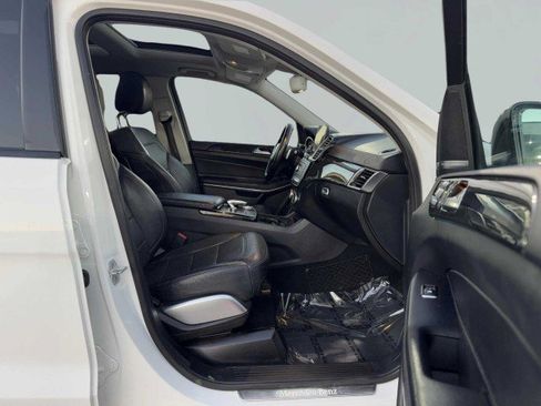 Used 2018 Mercedes-Benz GLS 550 4MATIC image 51