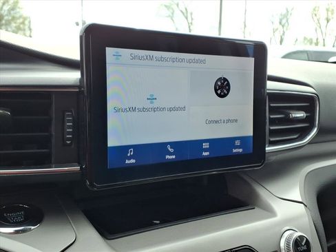 Used 2023 Ford Explorer XLT w/ Equipment Group 202A image 12