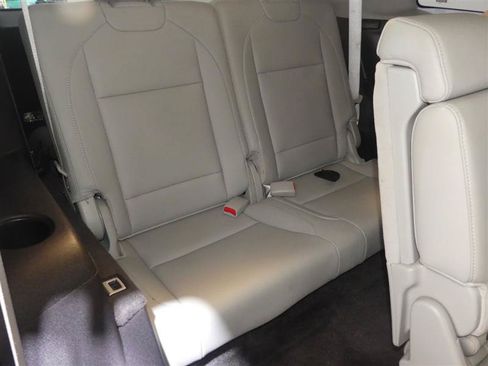 Used 2017 Acura MDX SH-AWD w/ Technology Package image 30