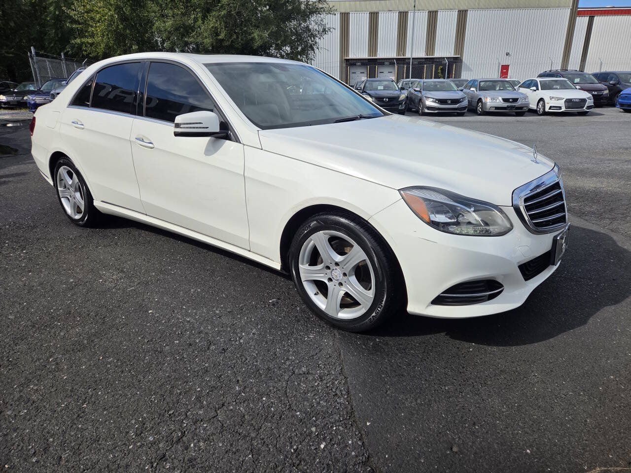 Used 2014 Mercedes-Benz E 350 4MATIC Sedan w/ Premium 1 Package image 3