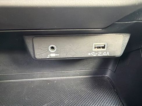 Certified 2024 Subaru Crosstrek 2.0i image 34