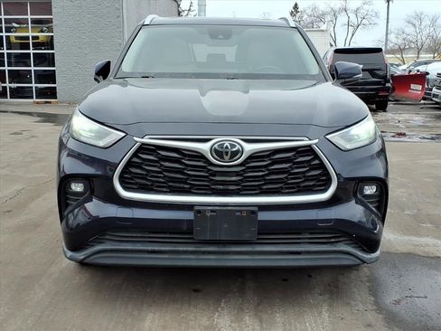 Used 2020 Toyota Highlander XLE image 8