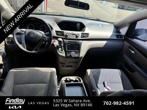 Used 2016 Honda Odyssey SE image 7