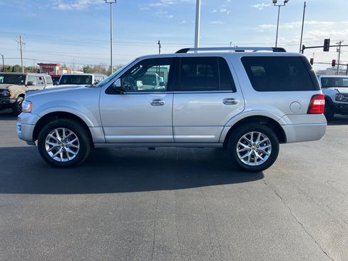 Used 2015 Ford Expedition Limited w/ Equipment Group 301A image 4