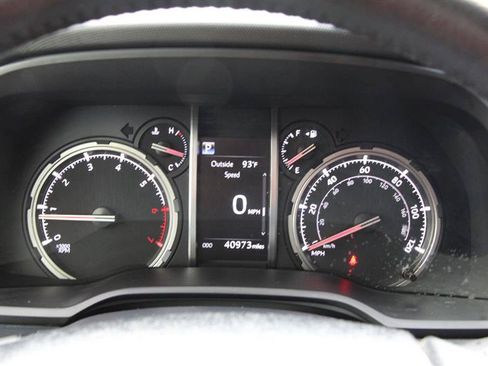 Used 2021 Toyota 4Runner TRD Off-Road Premium AWD/4WD image 43