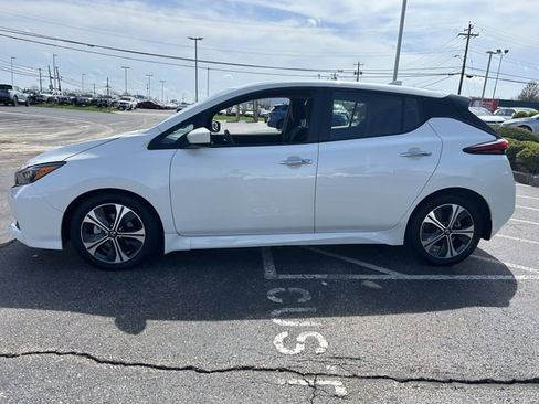 Used 2022 Nissan Leaf SV FWD image 4