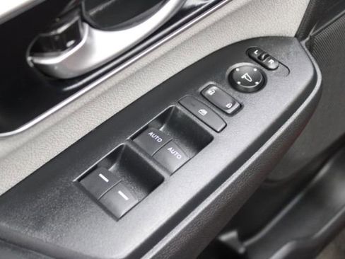 Used 2022 Honda CR-V EX image 13