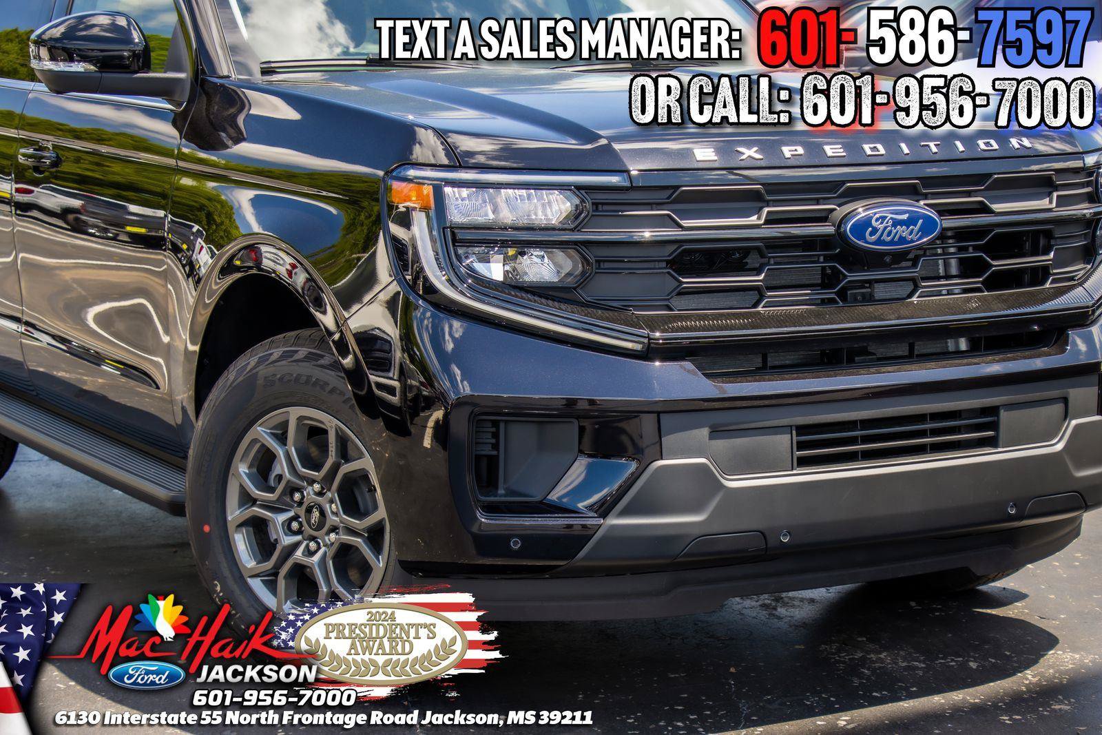 Used 2026 Ford Expedition Active RWD image 2