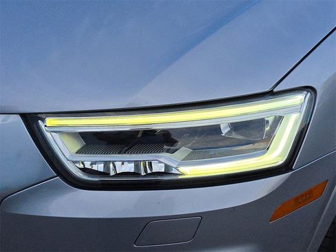 Used 2016 Audi Q3 2.0T Prestige w/ Prestige Package image 36