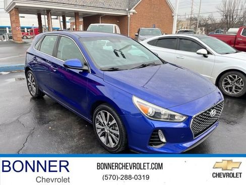 Used 2019 Hyundai Elantra GT image 1