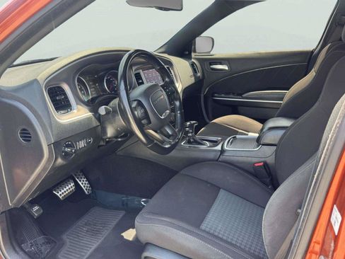 Used 2020 Dodge Charger Scat Pack w/ Dynamics Package RWD image 23