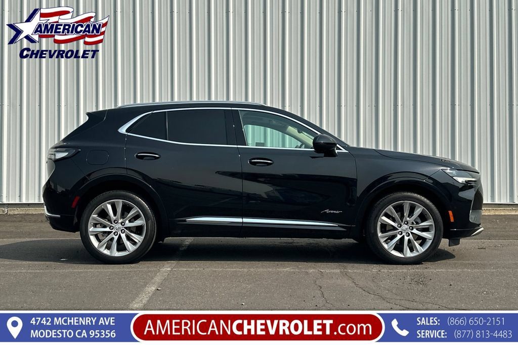 Used 2023 Buick Envision Avenir AWD/4WD image 3