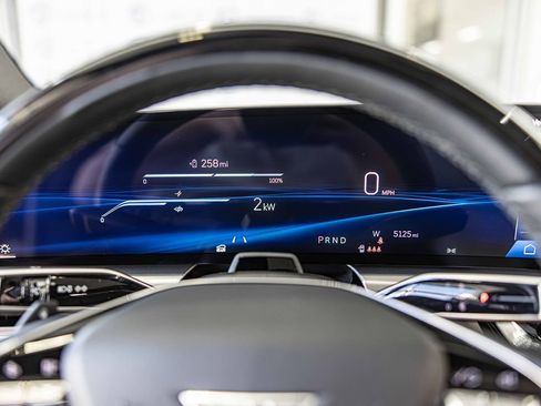 Used 2024 Cadillac Lyriq Sport image 26