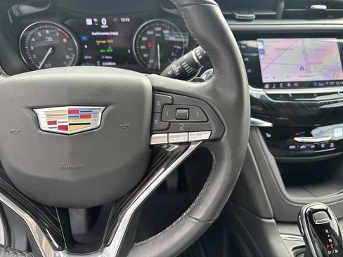 Used 2020 Cadillac XT6 Premium Luxury image 20