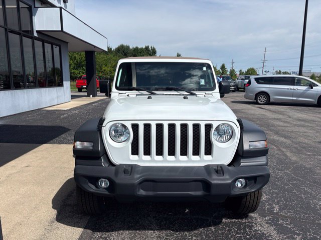 Used 2022 Jeep Wrangler Unlimited Sport AWD/4WD image 9