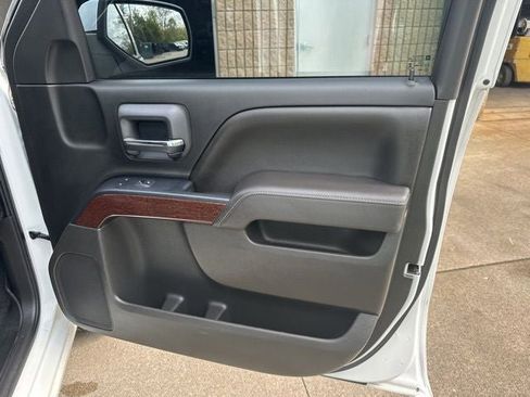 Used 2017 GMC Sierra 1500 SLE w/ SLE Value Package AWD/4WD image 21
