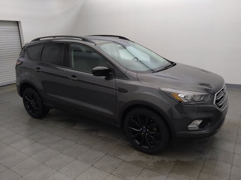 Used 2018 Ford Escape SE w/ SE Sport Appearance Package FWD image 11