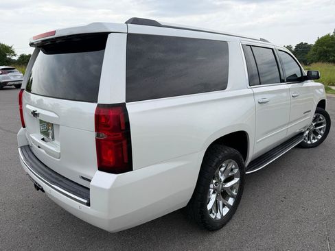 Used 2018 Chevrolet Suburban Premier AWD/4WD image 5