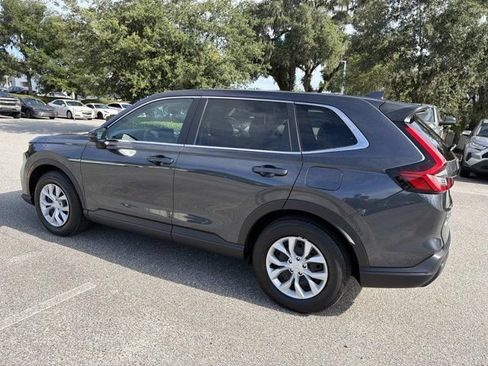 Used 2025 Honda CR-V LX image 4