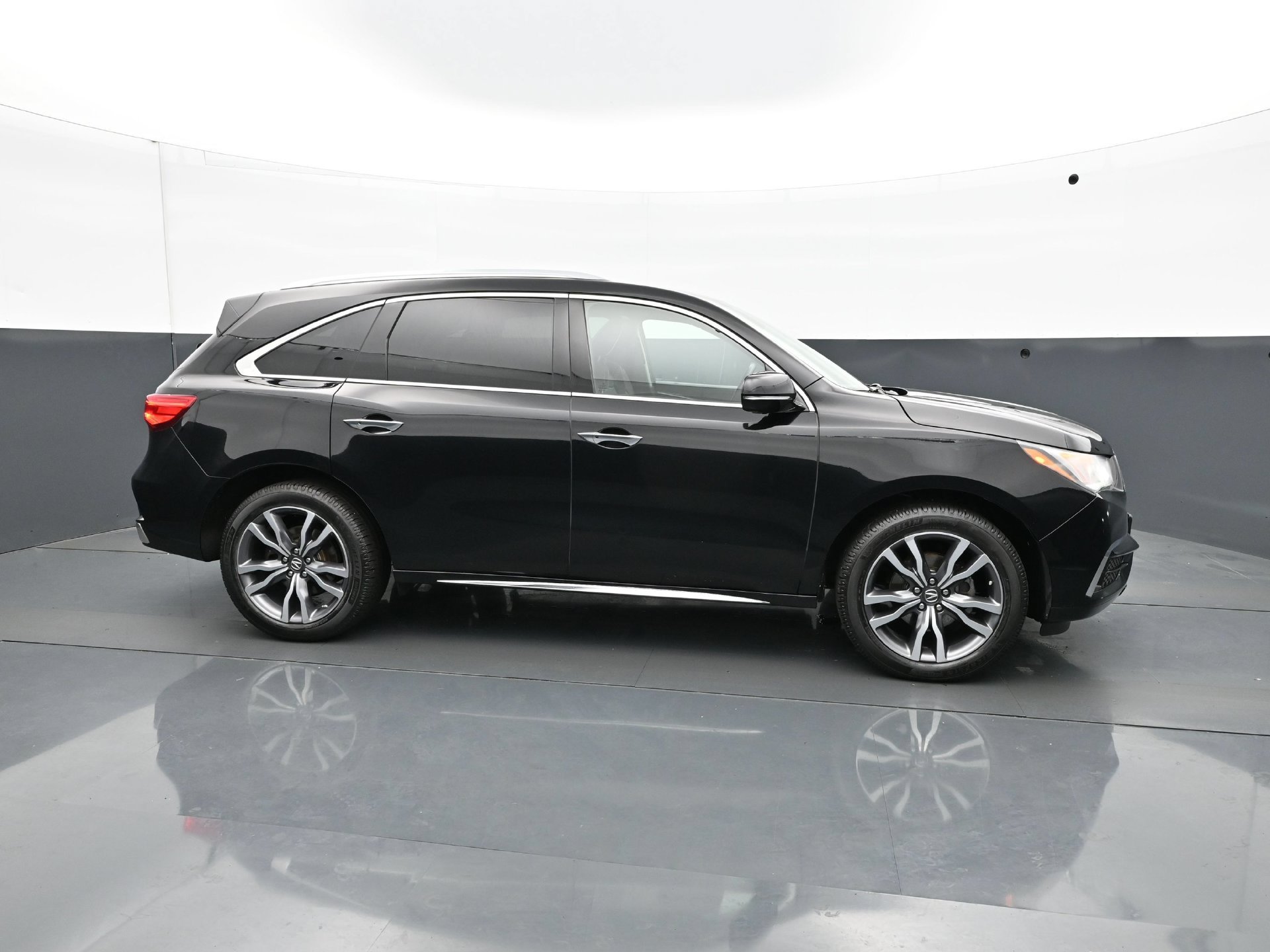 Used 2019 Acura MDX w/ Advance Package AWD/4WD image 8
