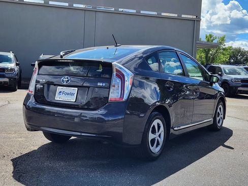 Used 2012 Toyota Prius Three w/ Solar Roof Pkg FWD image 5