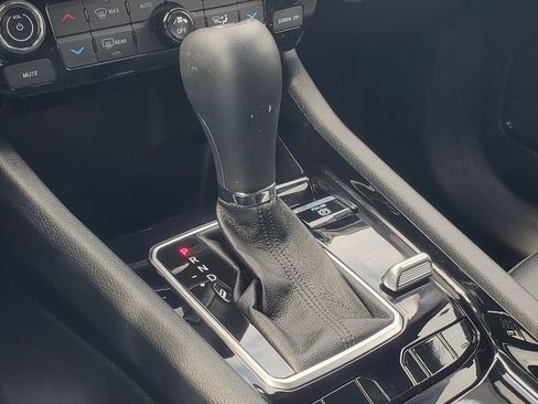 Used 2025 Jeep Compass Limited AWD/4WD image 19