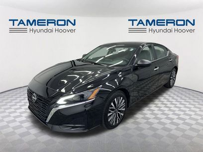 Used 2025 Nissan Altima 2.5 SV