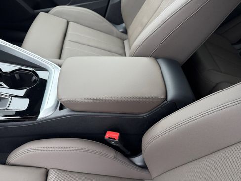 New 2025 Audi Q5 Prestige image 14