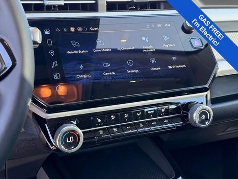 New 2027 Chevrolet Bolt LT w/ Comfort Package FWD image 11